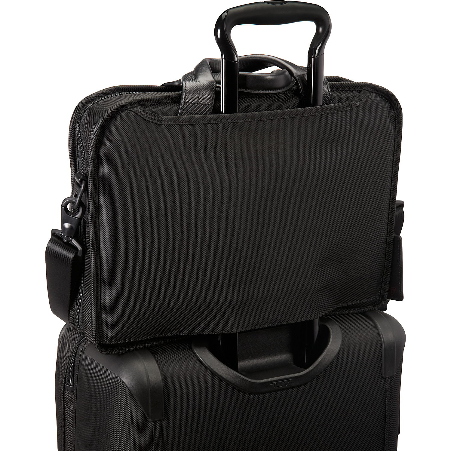  "Ultimate Guide to the Tumi Travel Tote Bag: Your Perfect Companion for Stylish and Functional Travel"