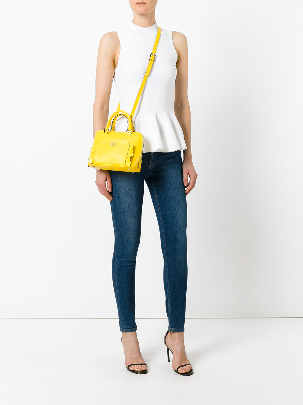 ruffle trim shoulder bag 