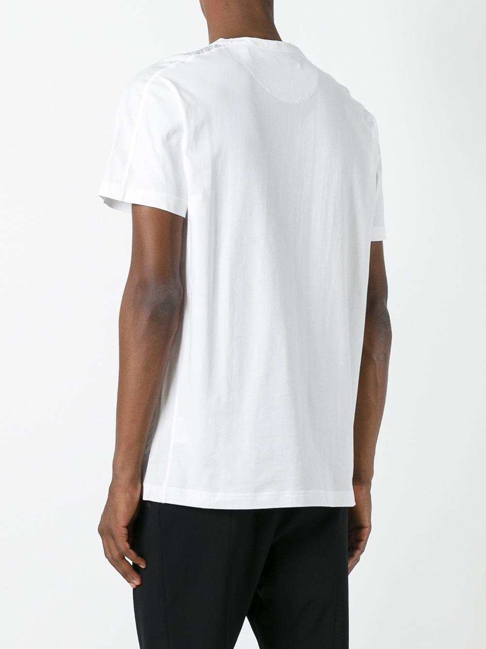 round neck T-shirt