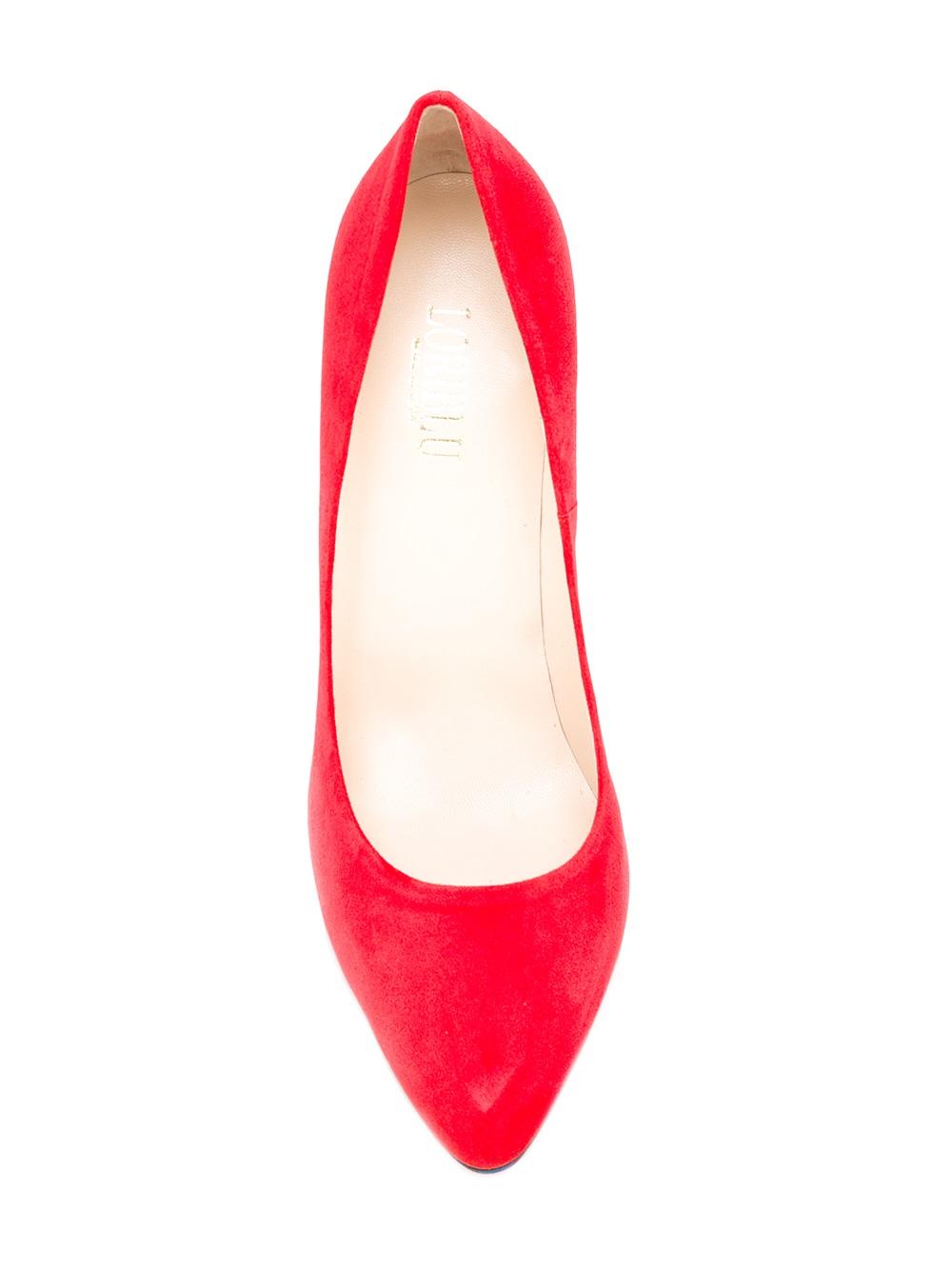 stiletto pumps 