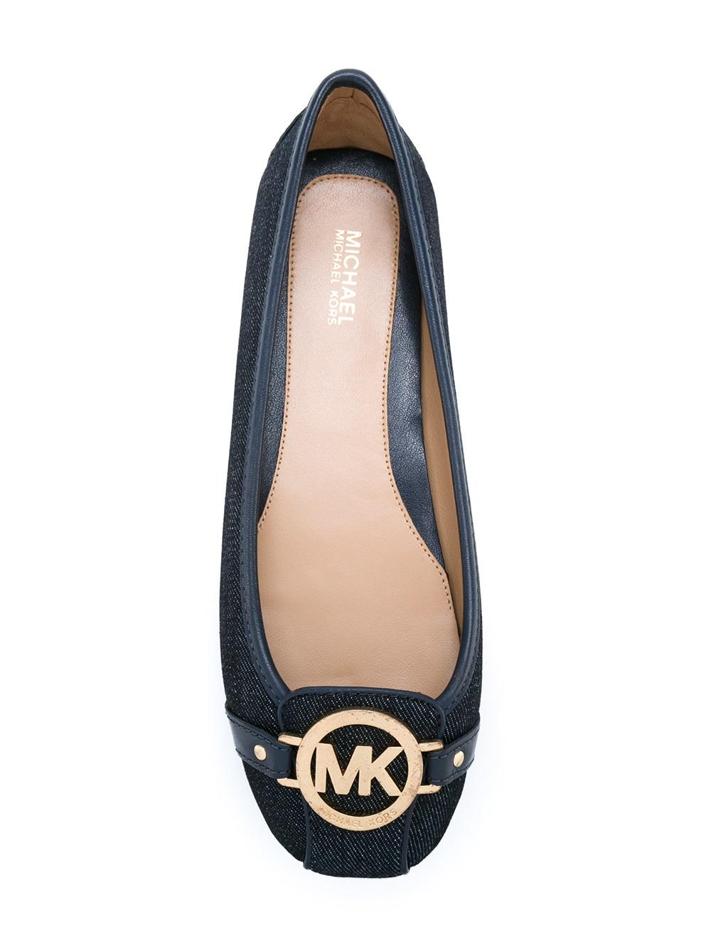 plaque detail ballerina pumps