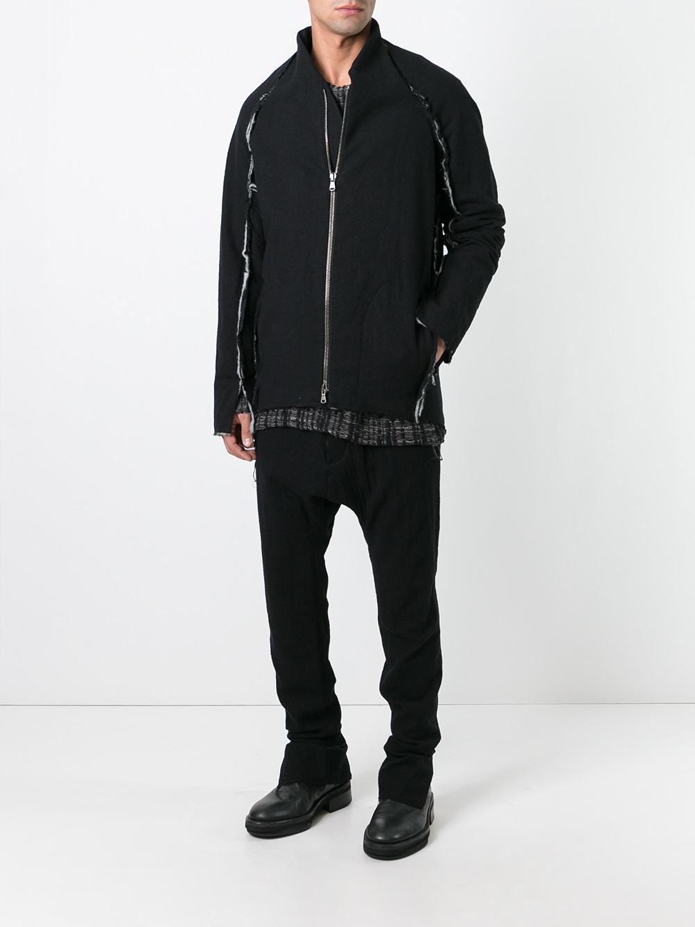 drop-crotch trousers