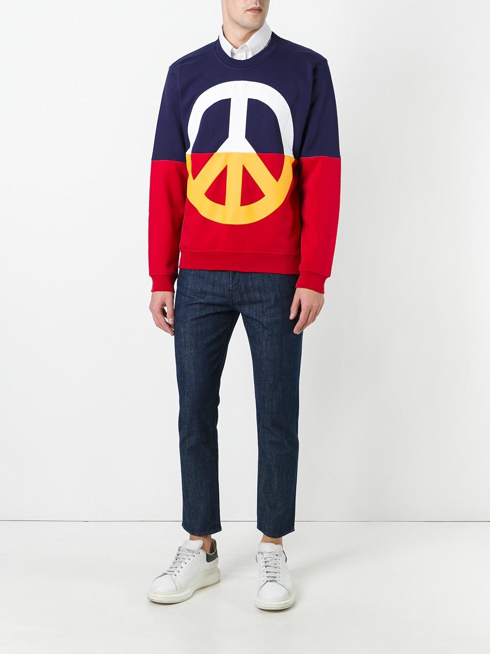 slim-fit jeans 