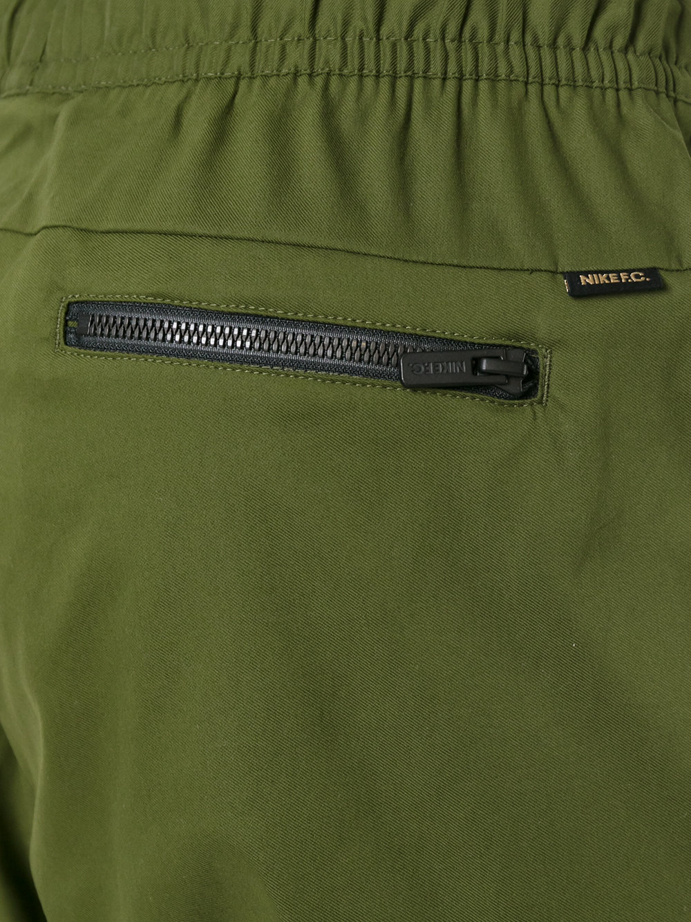 drop-crotch trousers