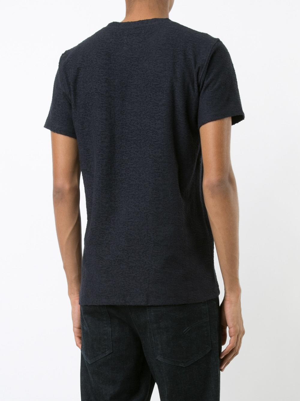 plain T-shirt 