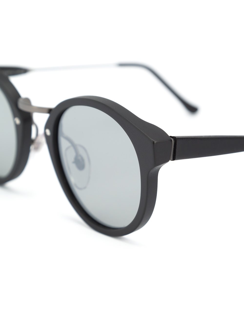 round framed sunglasses