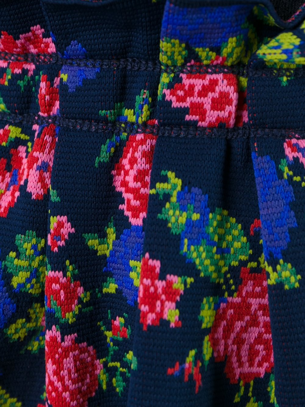 花卉嵌花半身裙