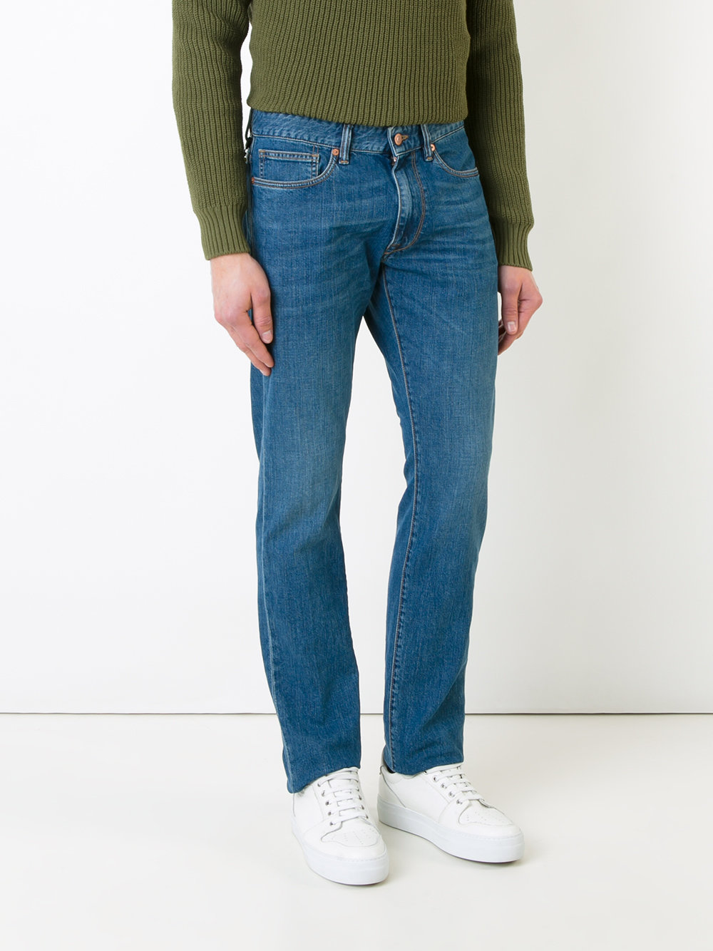 frayed-hem jeans