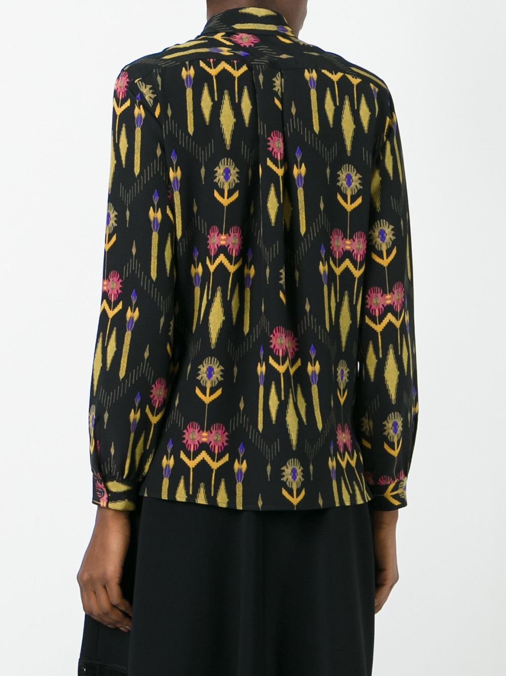 floral print shirt