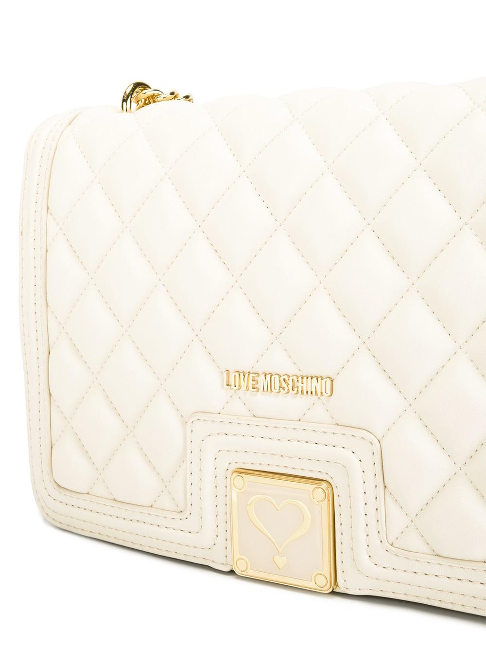 chain strap shoulder bag