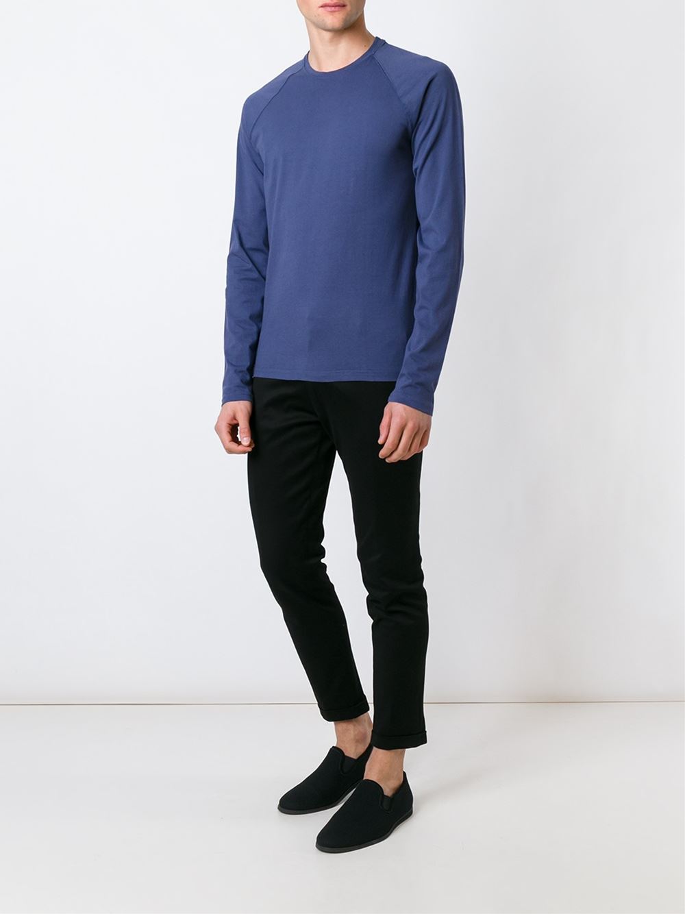 raglan sleeve sweater