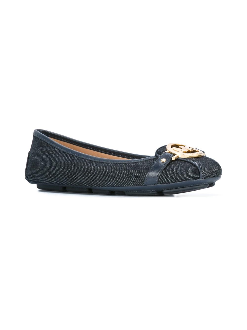 plaque detail ballerina pumps