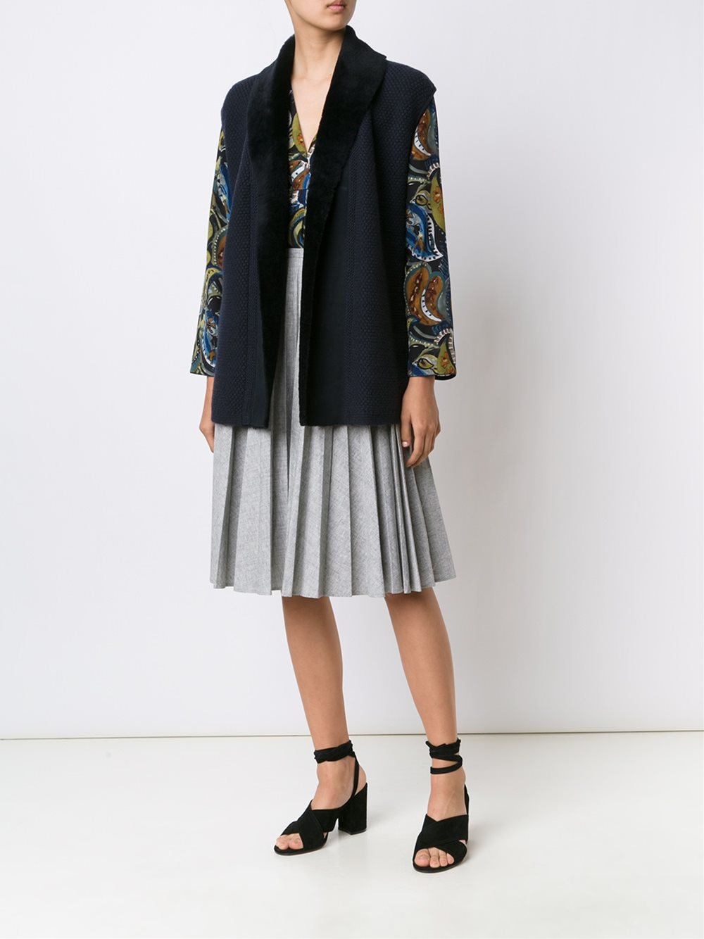 sleeveless blazer