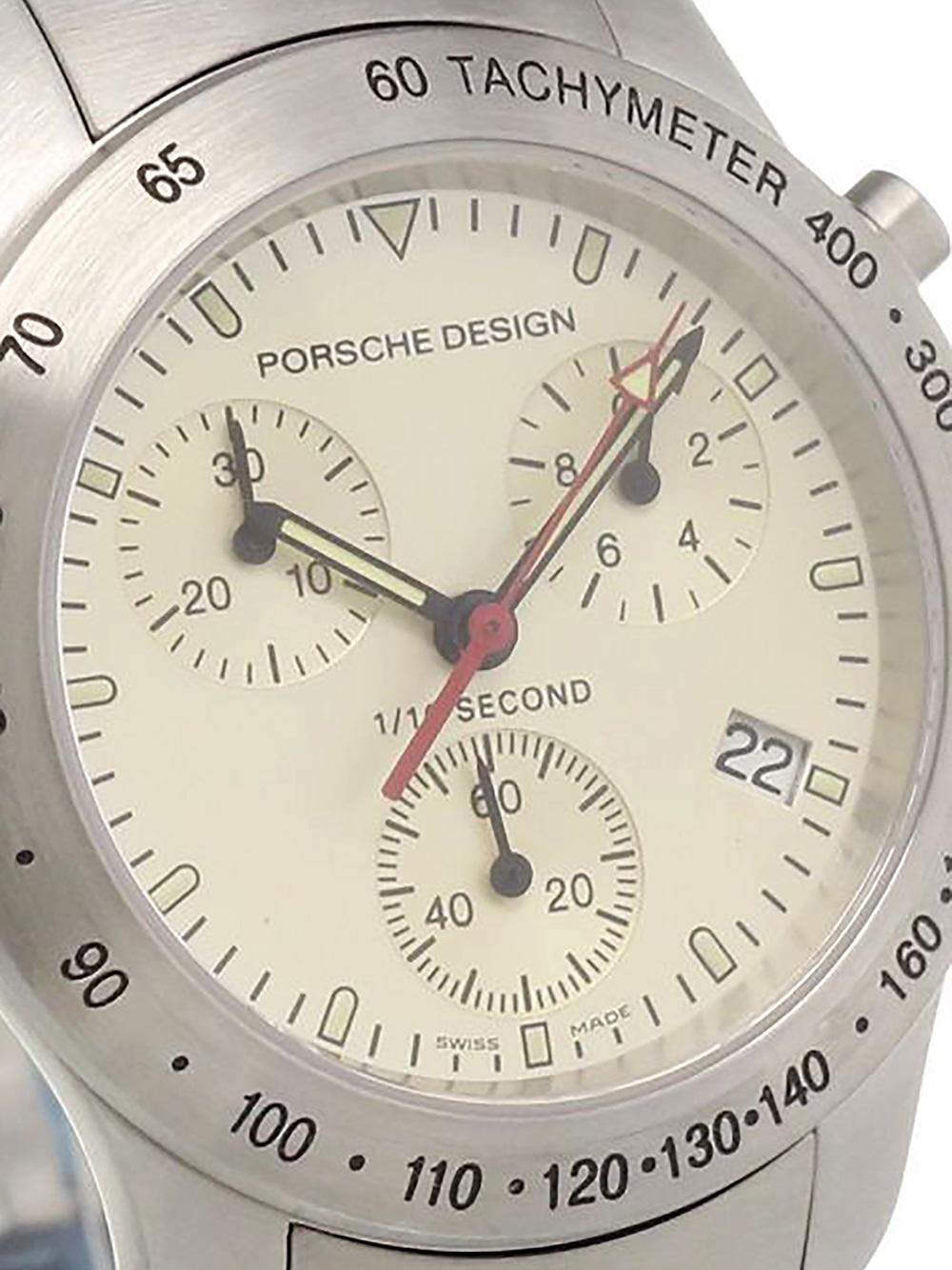 'P10 Chronograph' analog watch