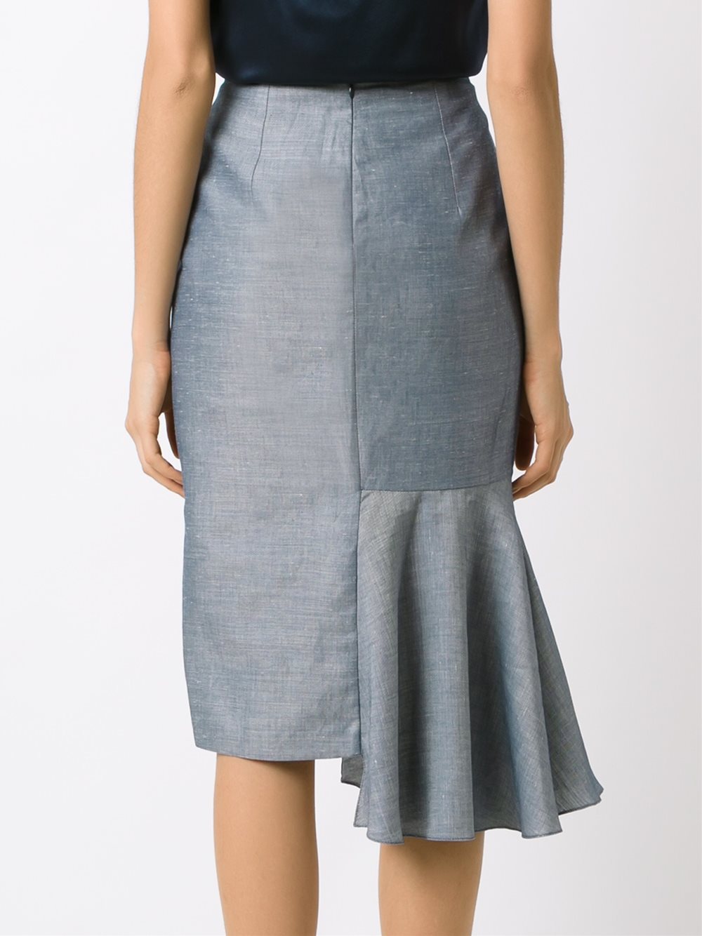 asymmetric skirt