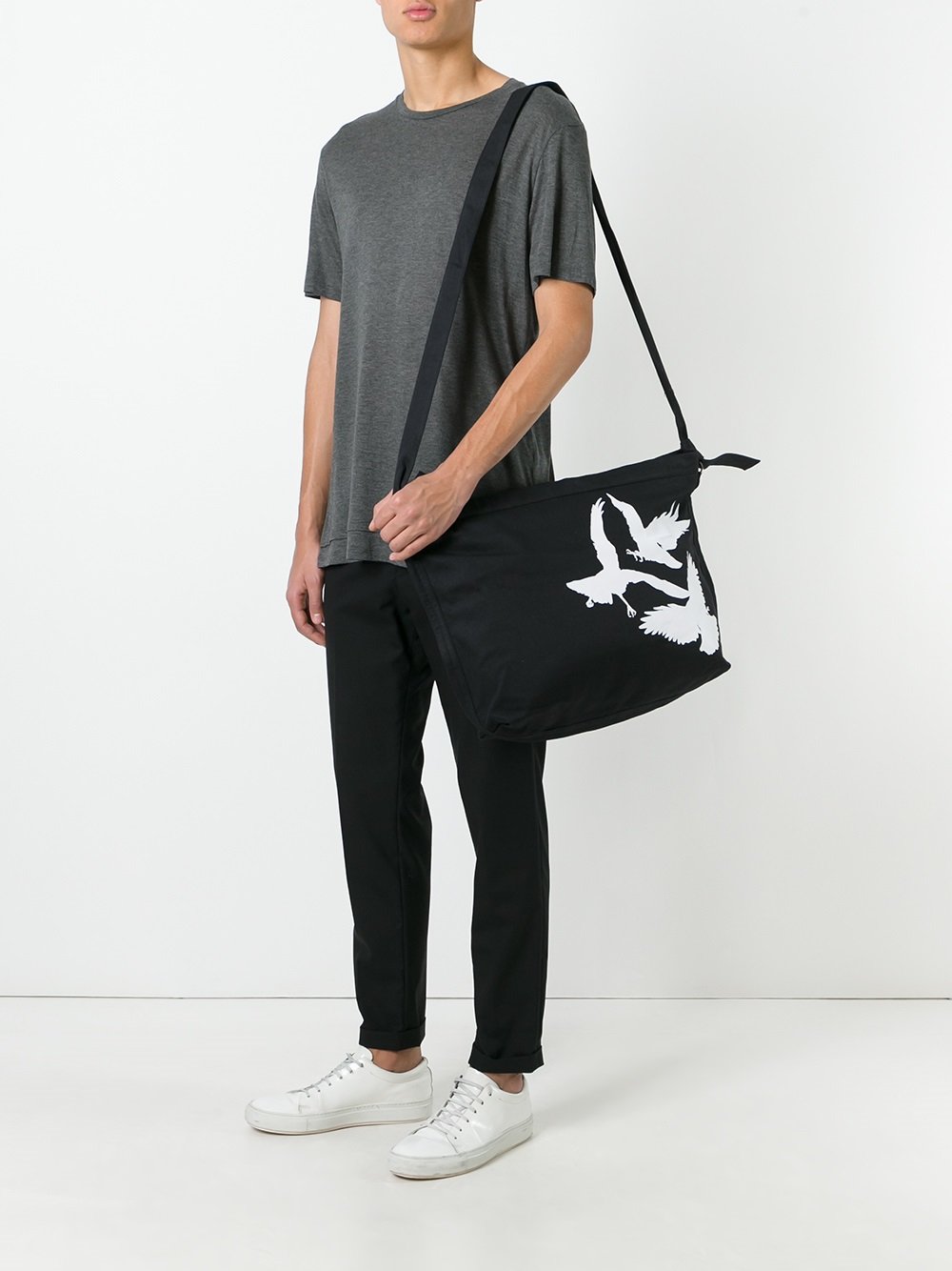 bird print shoulder bag