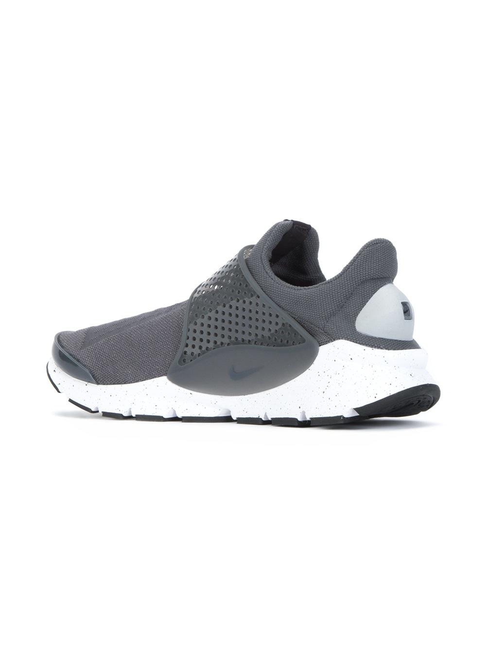 'Nike Sock Dart'运动鞋