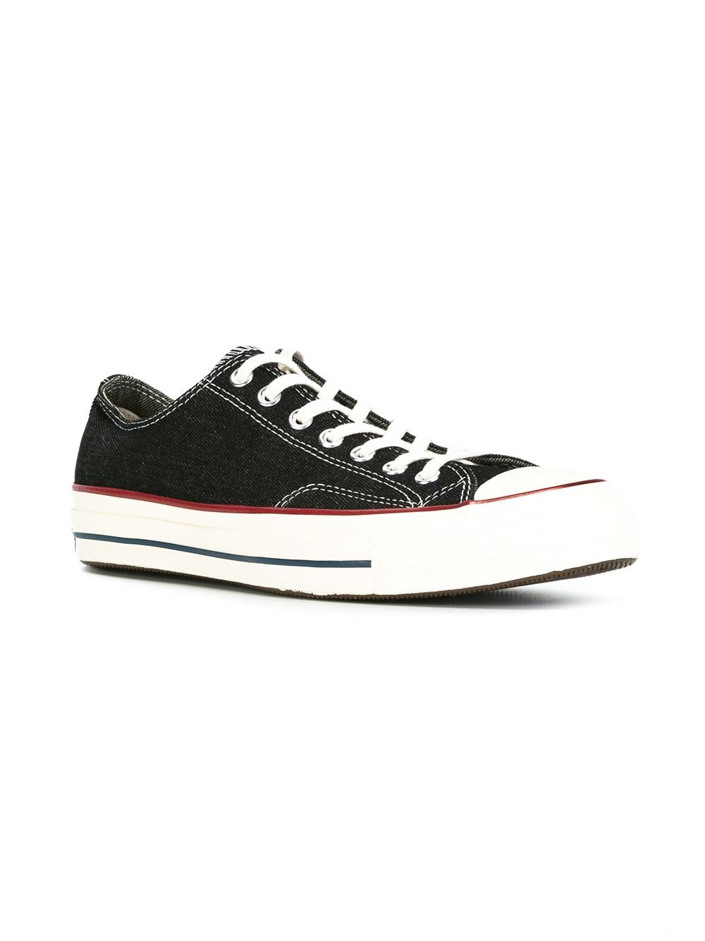 'Chuck Taylor'板鞋