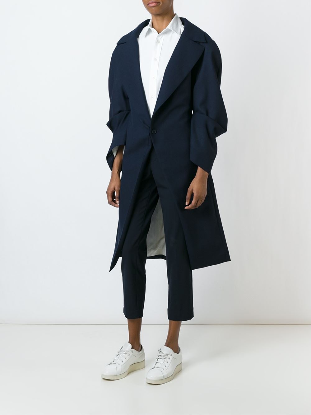 'Le Manteau Ouvert' oversized coat