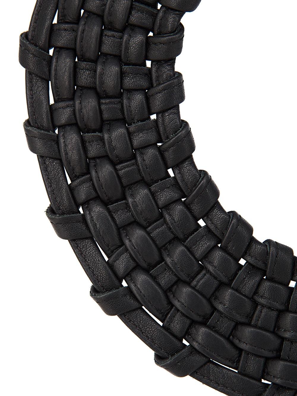 magnetic clasp woven collar