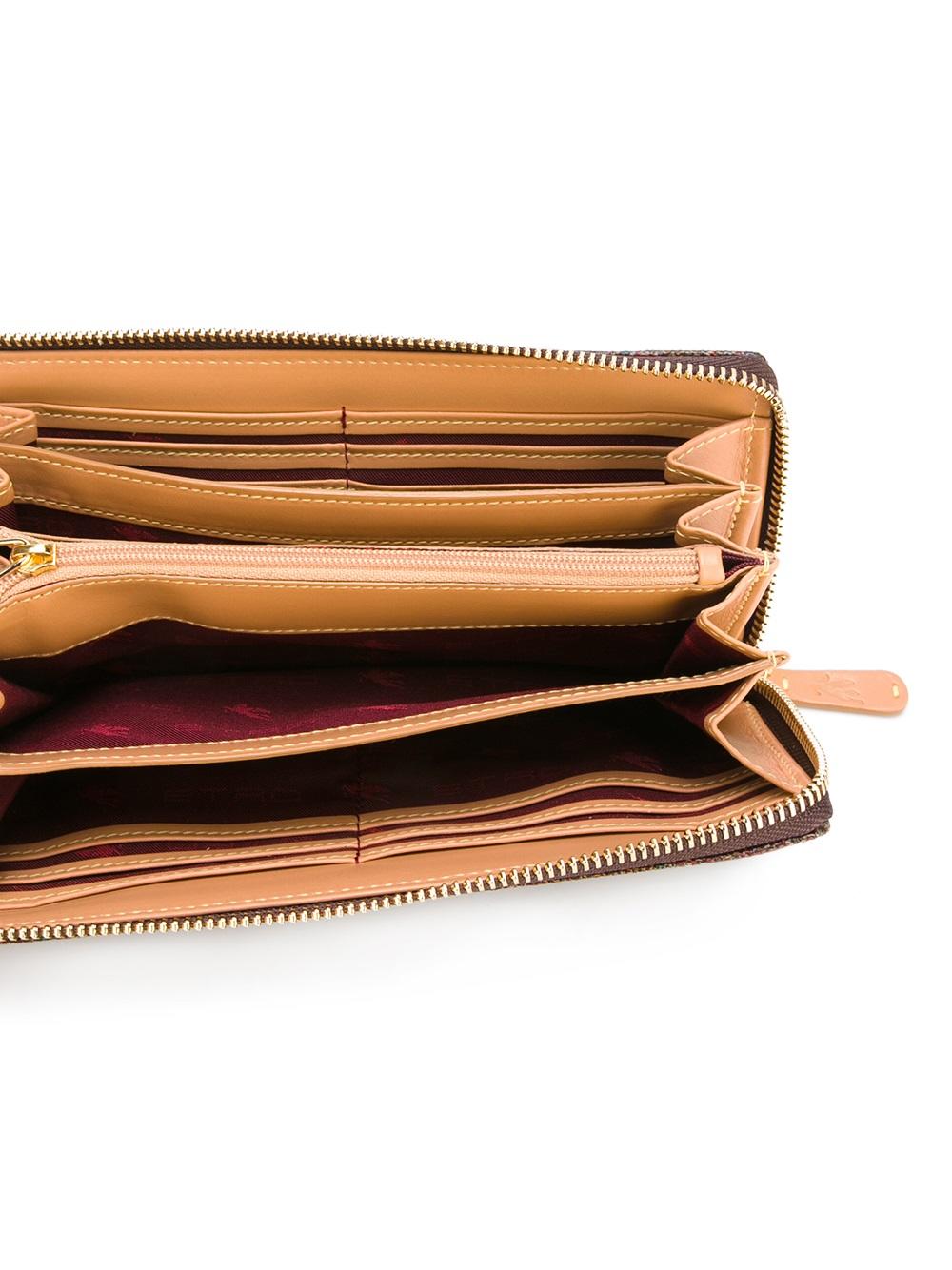 zipped purse