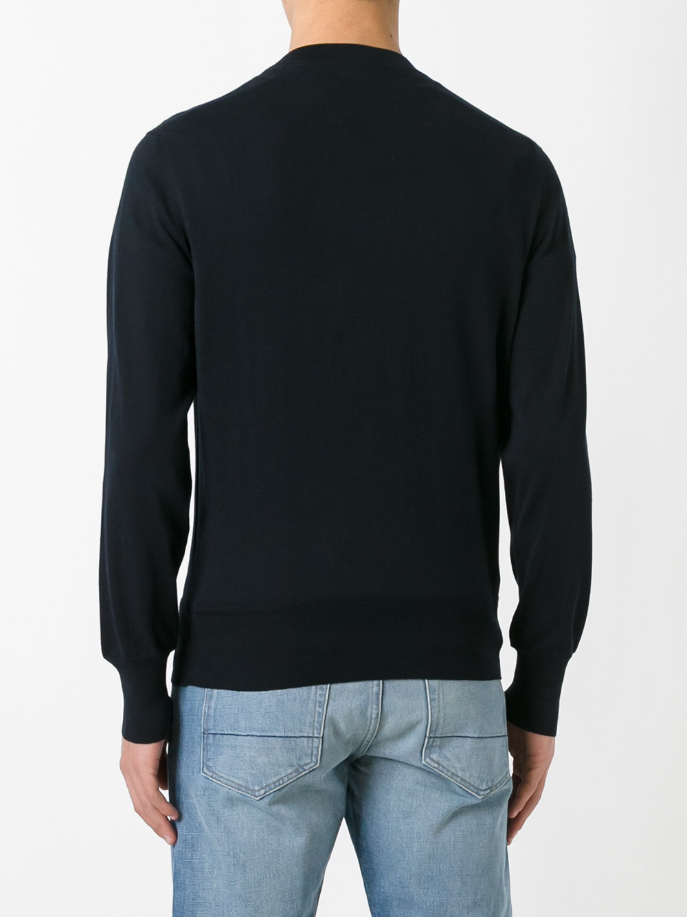 round neck jumper