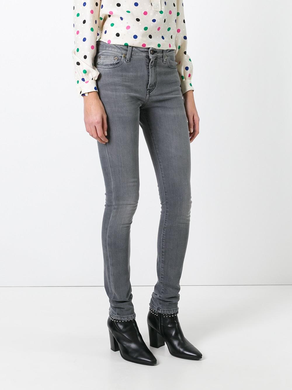 skinny fit jeans