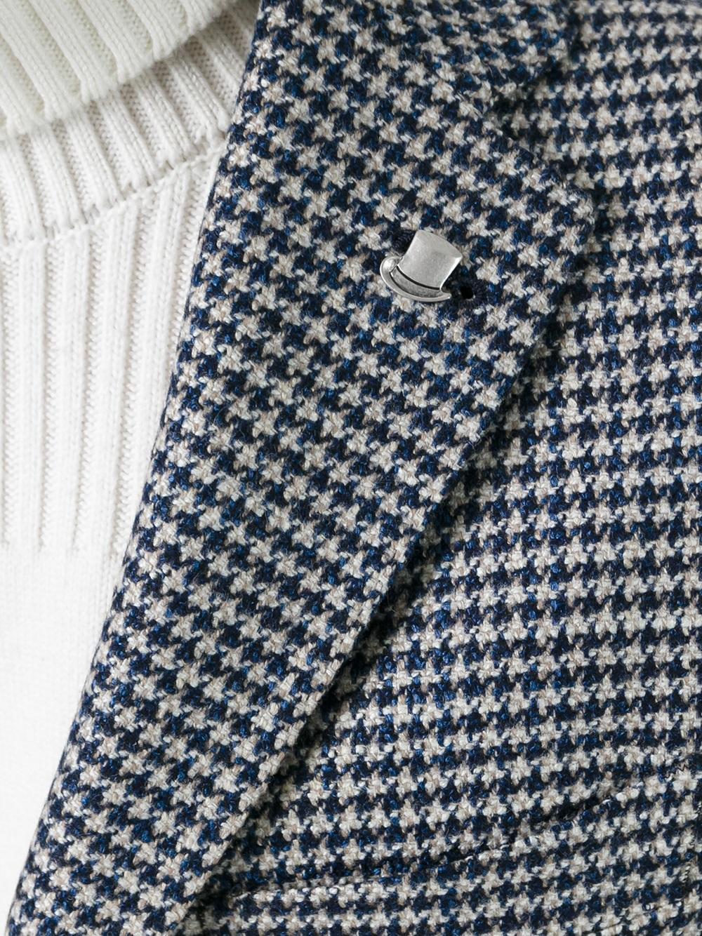 one button blazer