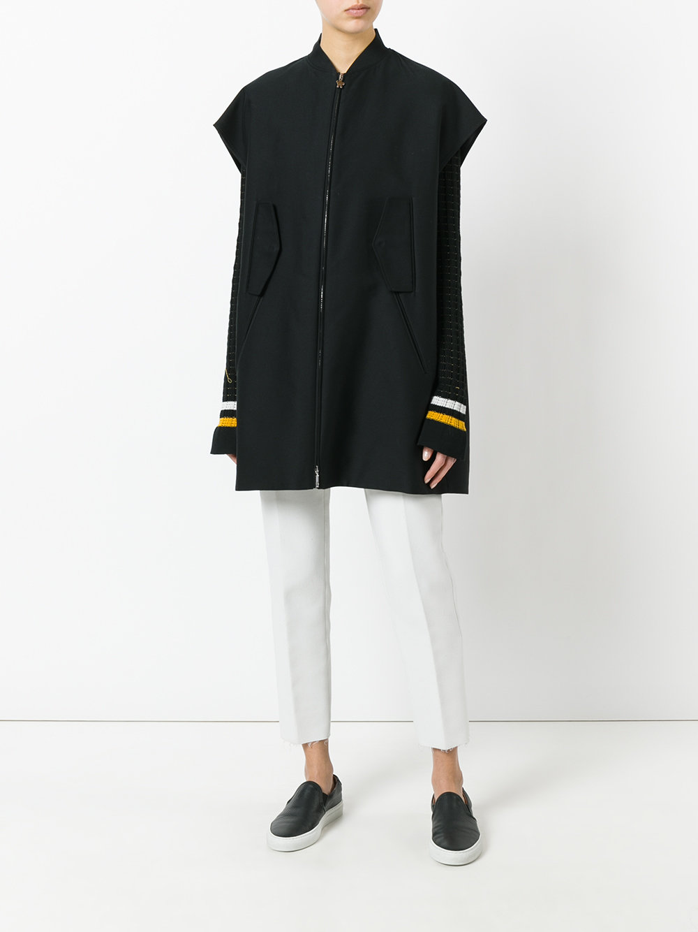 sleeveless oversize jacket