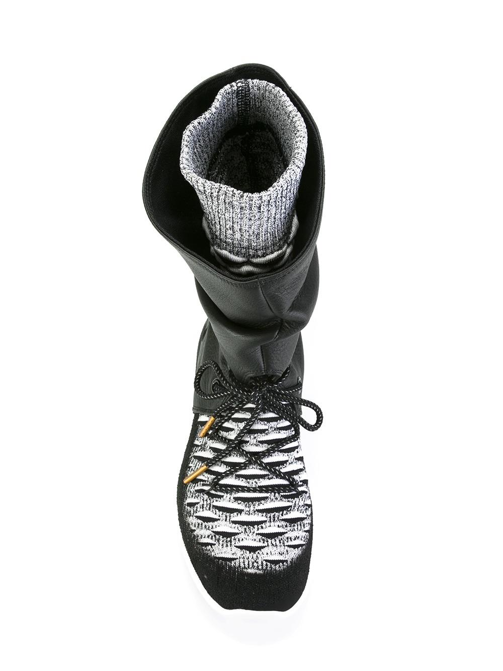 'Roshe Two Flyknit Hi' sneakers