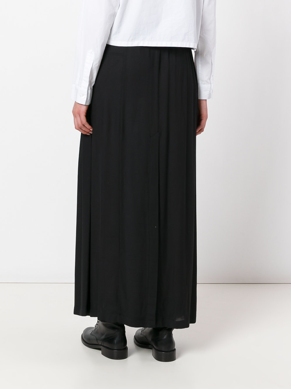 gathered front straight skirt