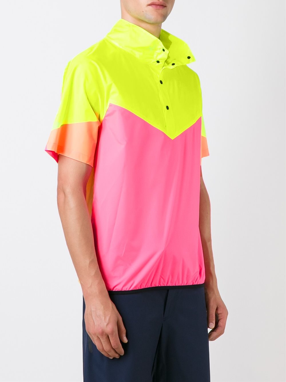 NikeLab x Kim Jones收纳式防风夹克 