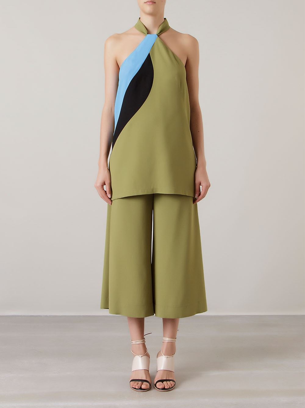 high waist cropped trousers