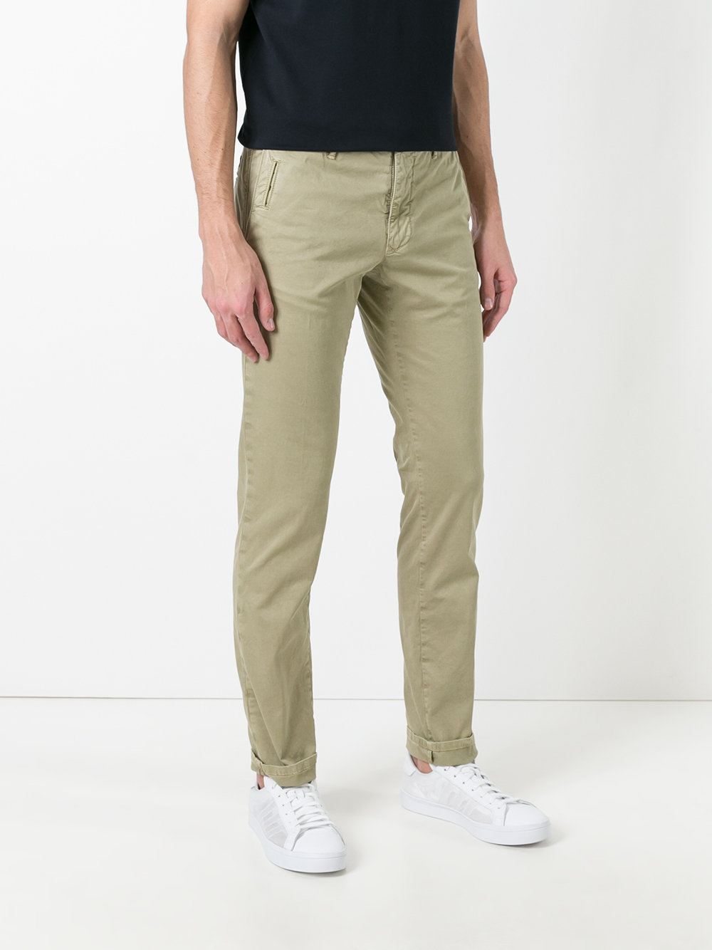 tapered trousers