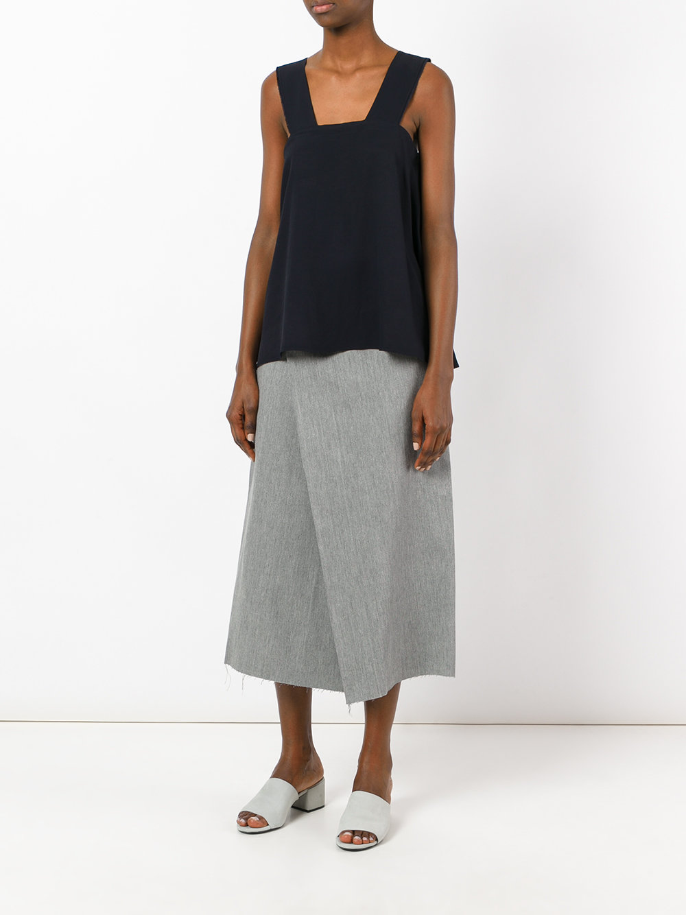 asymmetric skirt