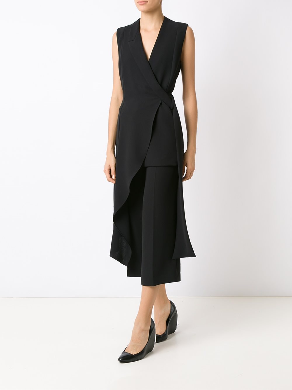 cropped trousers
