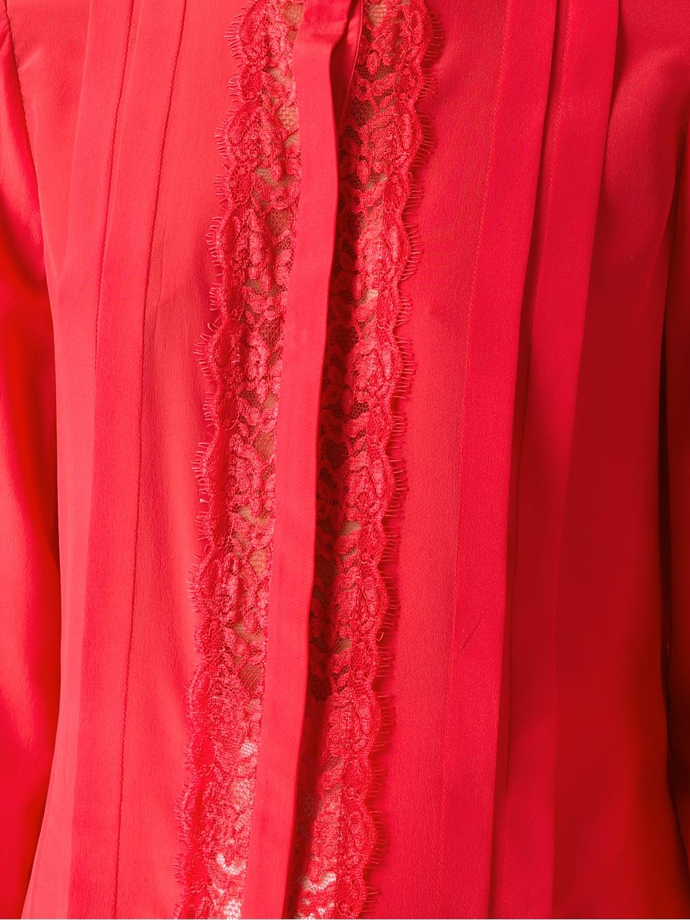 round neck shirt