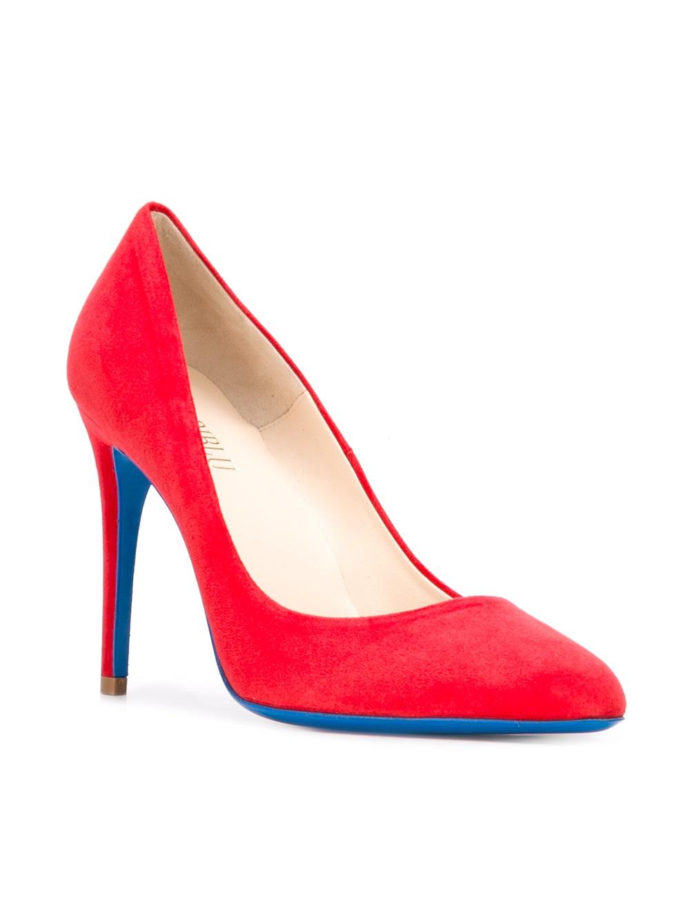 stiletto pumps 