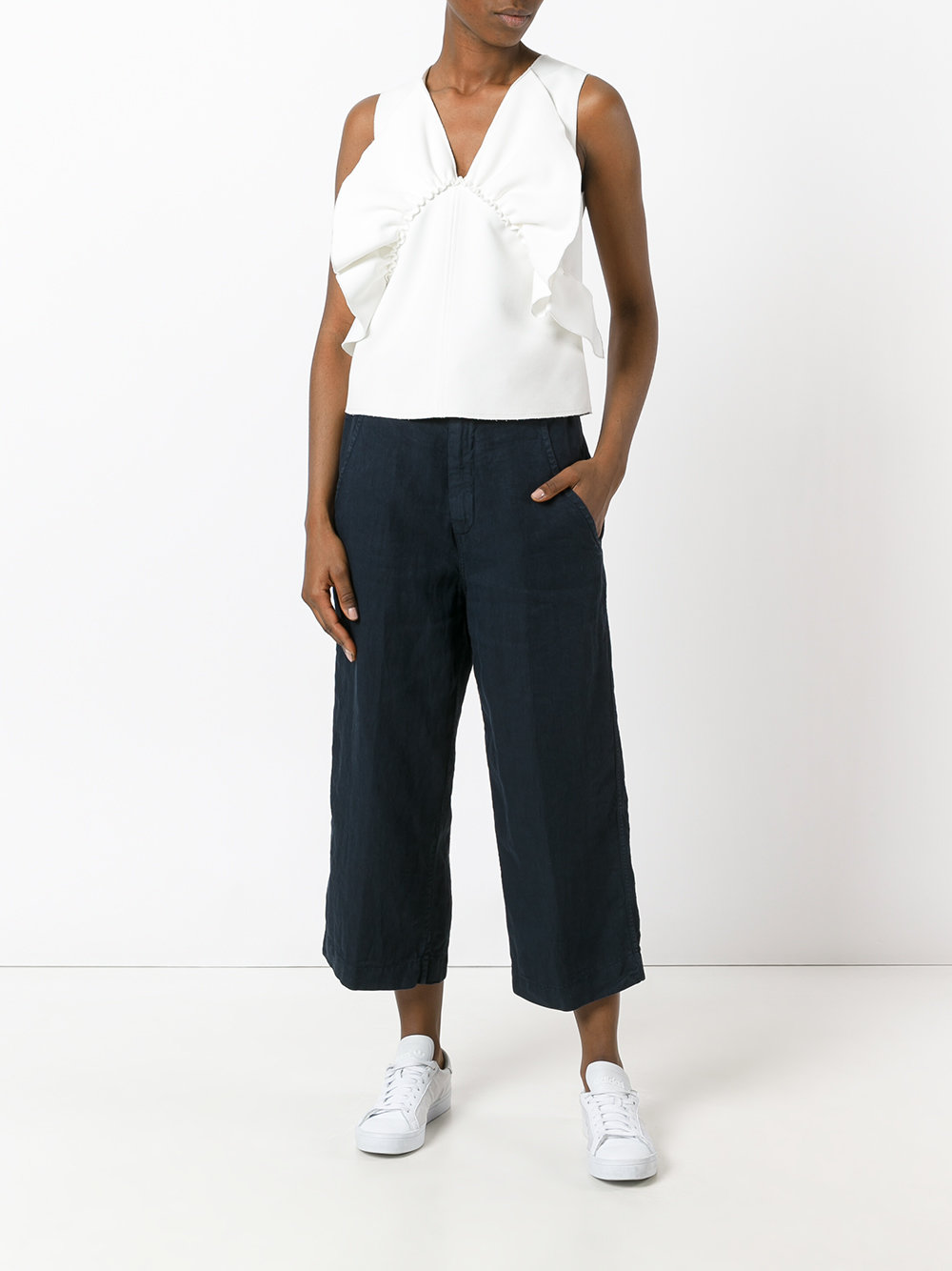 loose cropped trousers