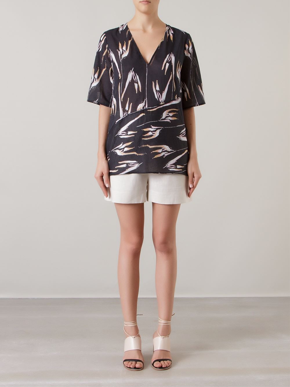 high waisted short