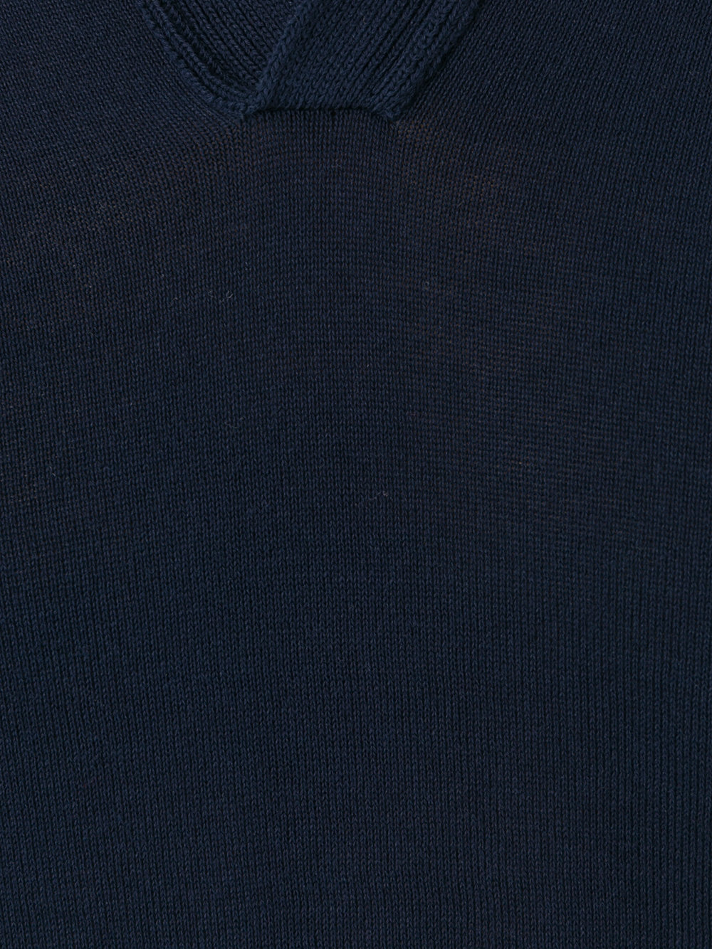 longsleeved polo shirt