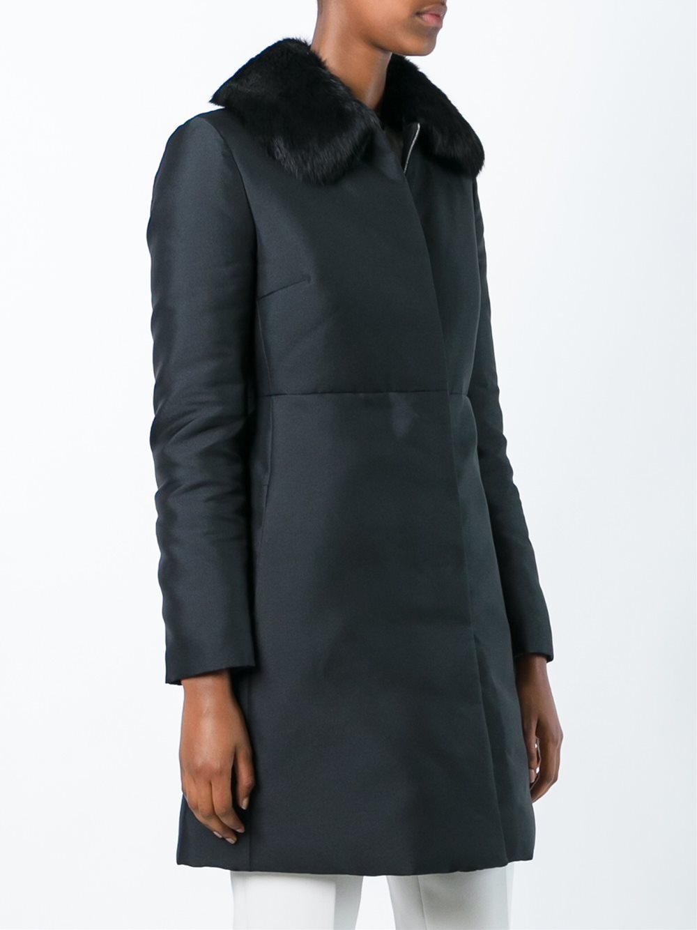 collar detail fitted coat