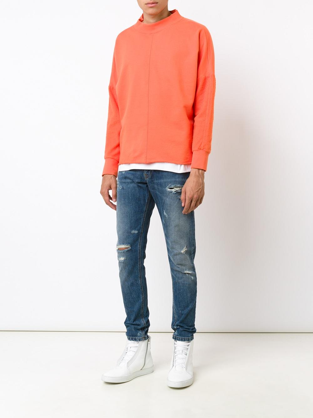 round neck sweatshirt 