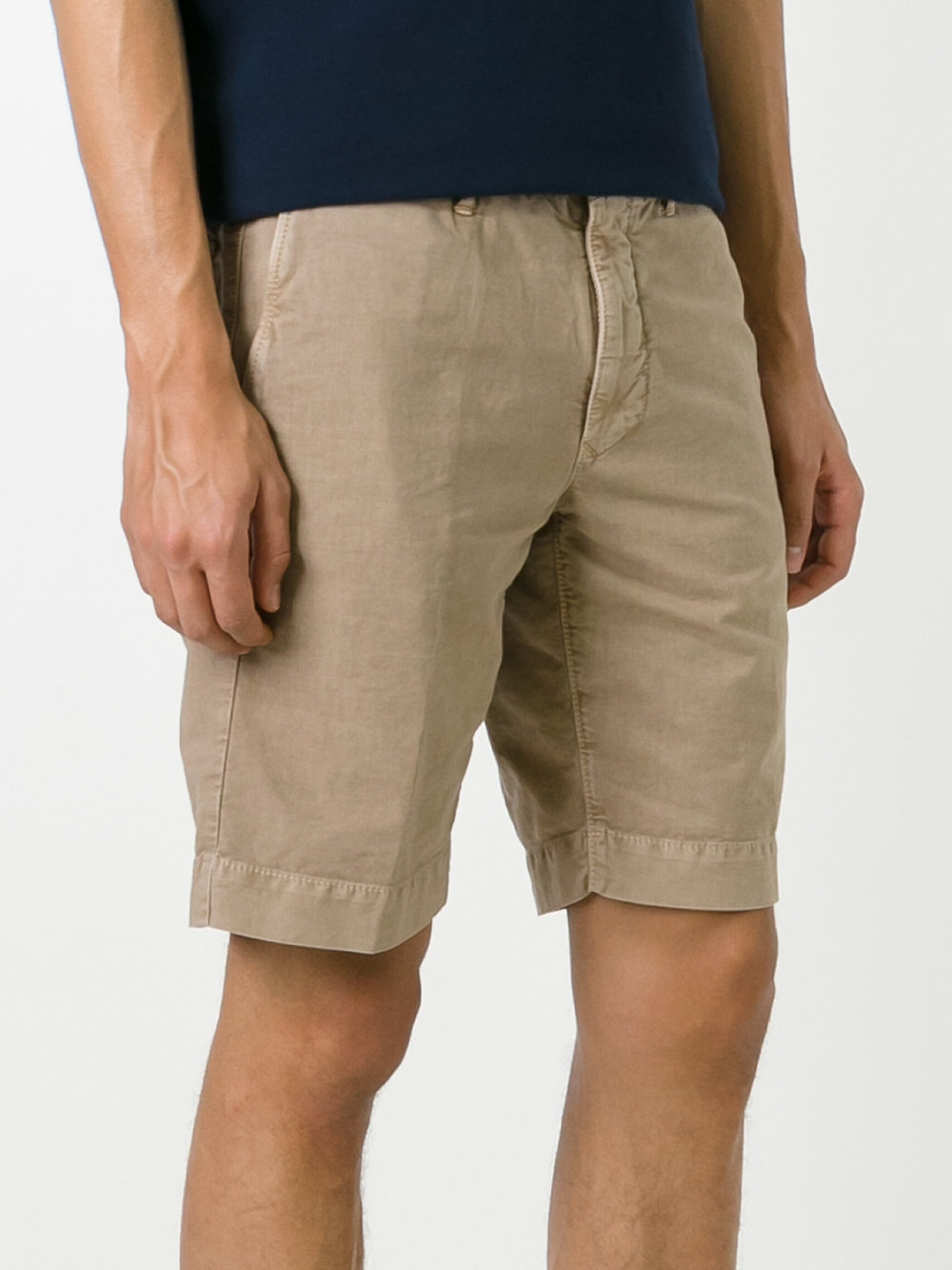 flap pocket shorts