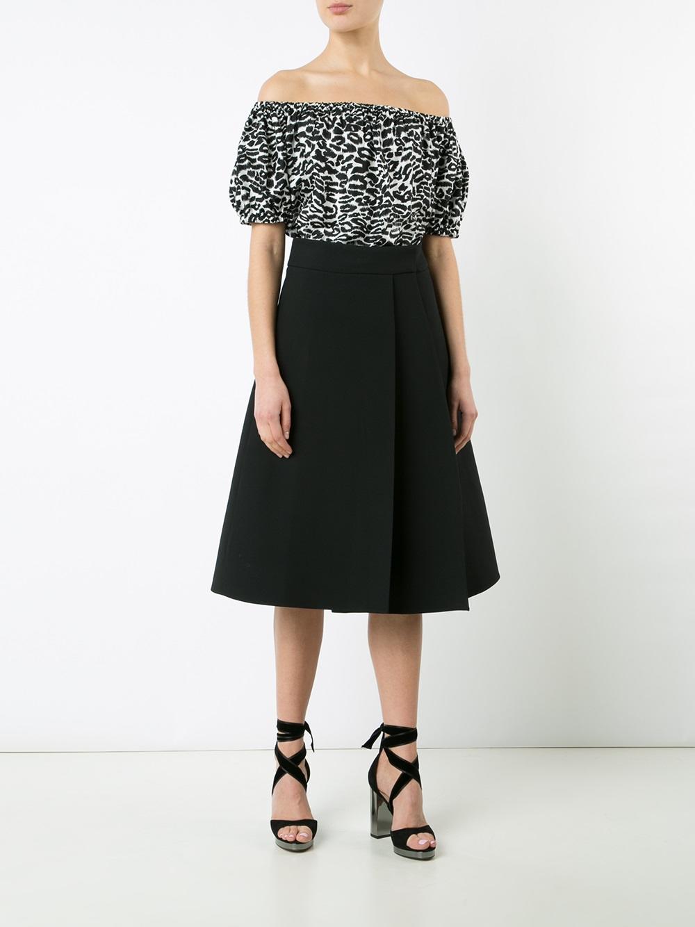 off-shoulders leopard print blouse