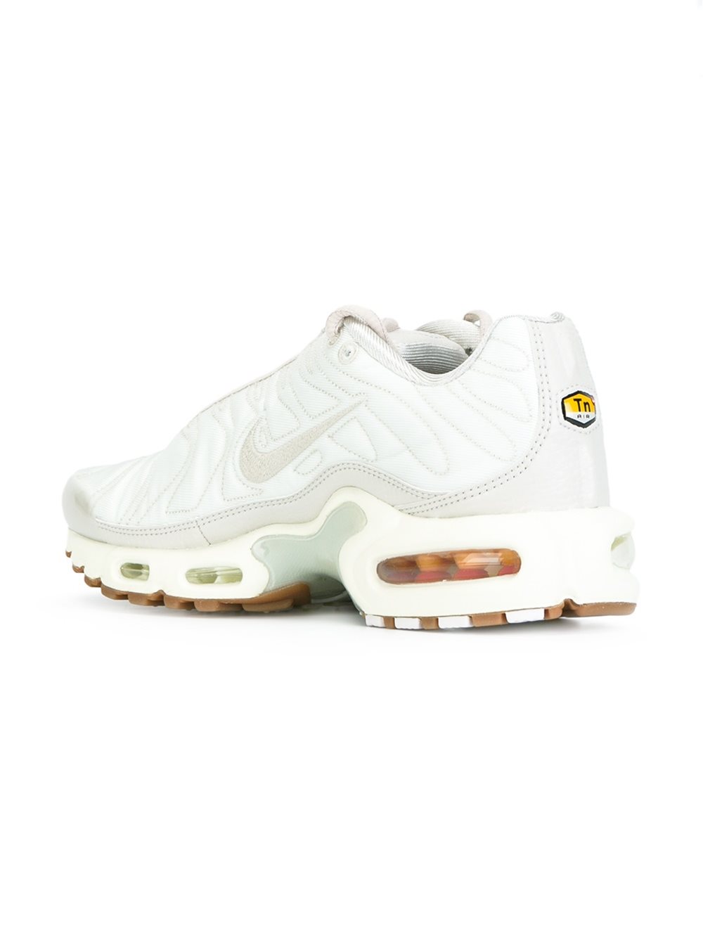 'Air Max Plus Premium' sneakers