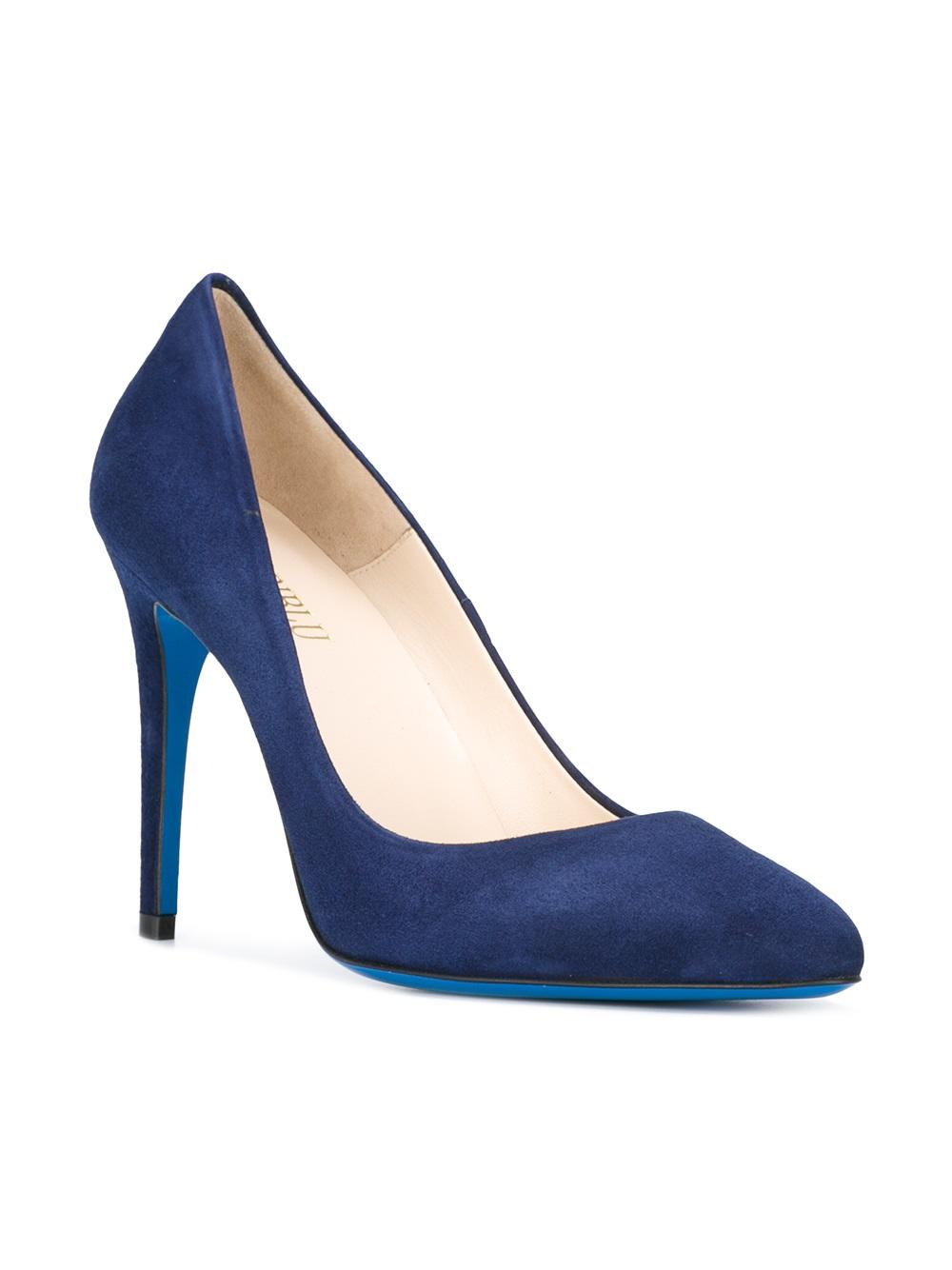 court pumps 