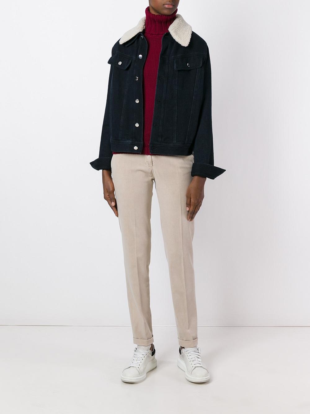 straight trousers