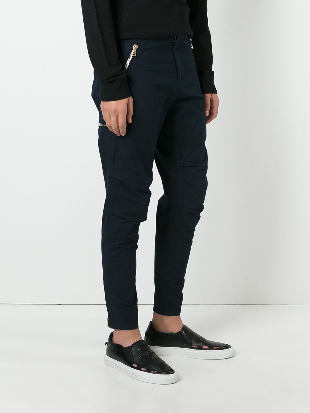 tapered trousers