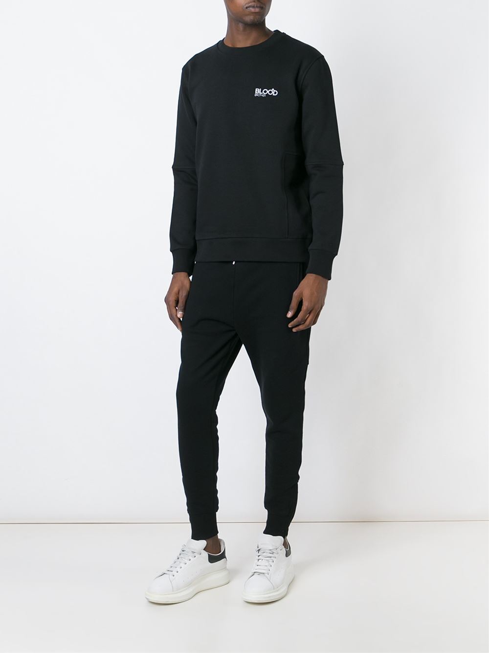 embroidered logo sweatshirt